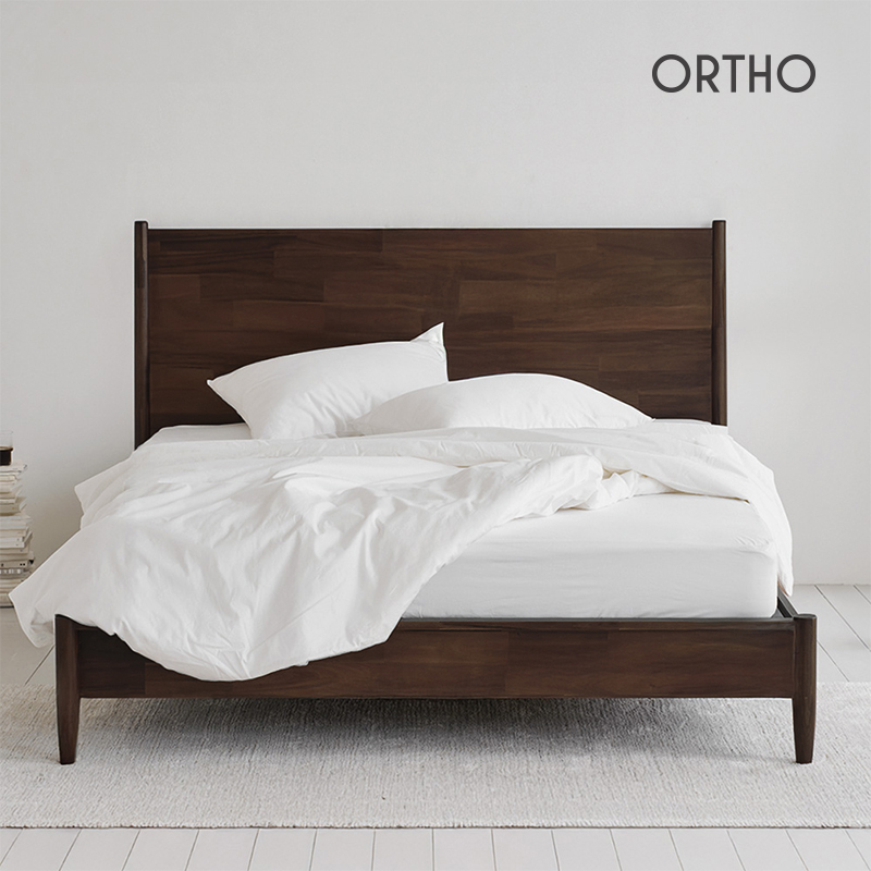 올쏘 베일리 고무나무 원목 침대 프레임 Q 월넛