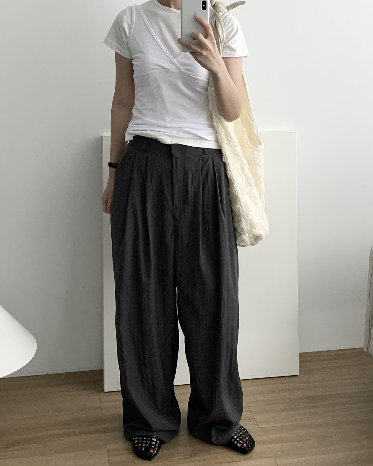 [일부당일] 썸머 위크 슬랙스 후들 얇은 시원한 핀턱 와이드 슬랙스 웨어링무드 (4c) - 상세 이미지 3