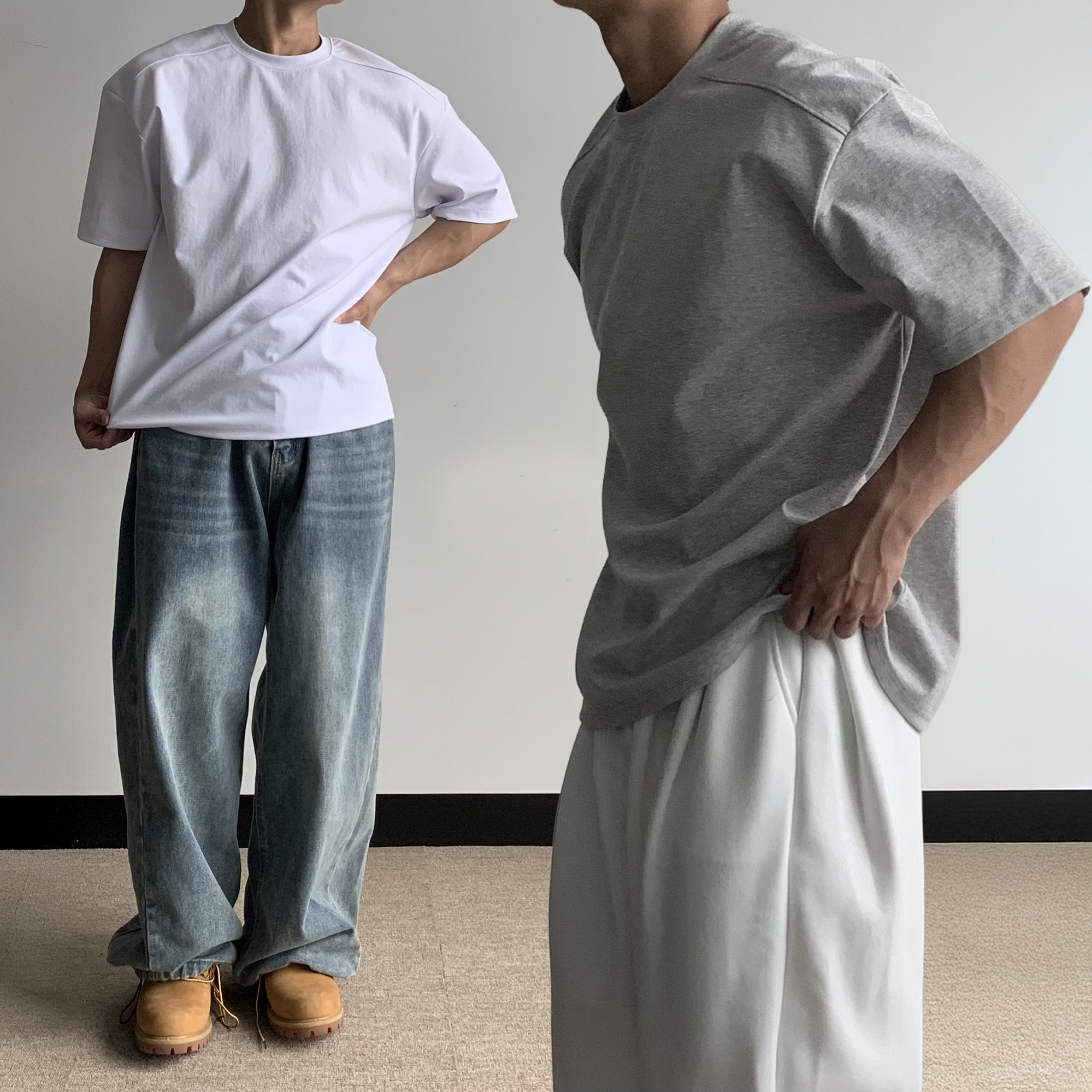 1+1 남자크롭반팔 무지티셔츠 어깨넓어보이는반팔 - 상품 이미지