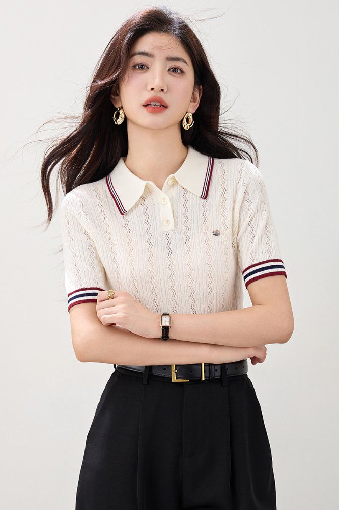봄 여름 여성 슬림핏 배색 카라 반팔 니트 페미닌룩 클래식룩 버튼 펀칭 패턴 포인트 티셔츠 - 상세 이미지 2