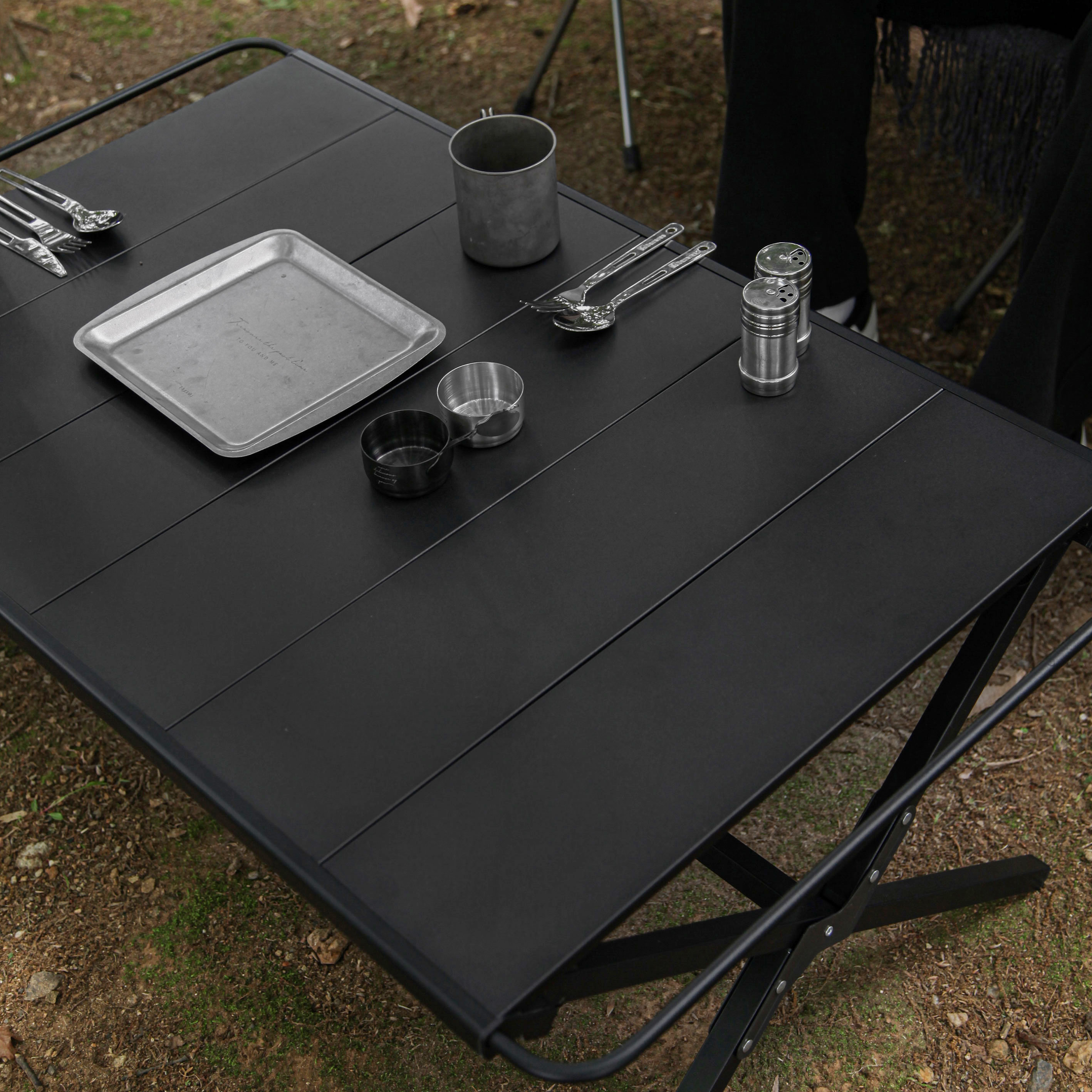 블루폴 반타엑스 테이블 폴딩 접이식 IGT 캠핑 테이블 매트블랙