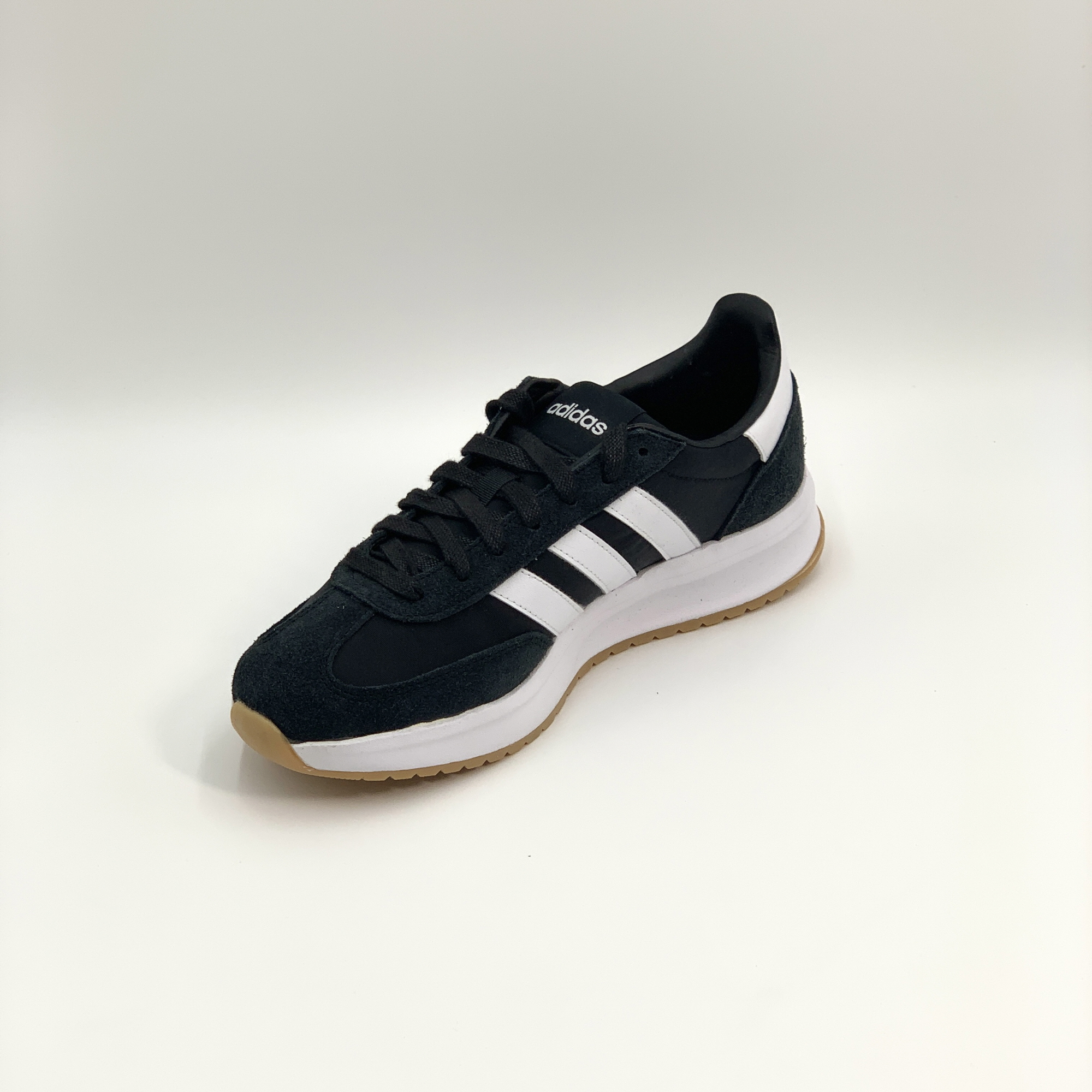 [국내매장판] 아디다스 남여공용 런닝화 데일리 슈즈 커플 중고등학생 RUN 운동화 블랙화이트(런70S), M280