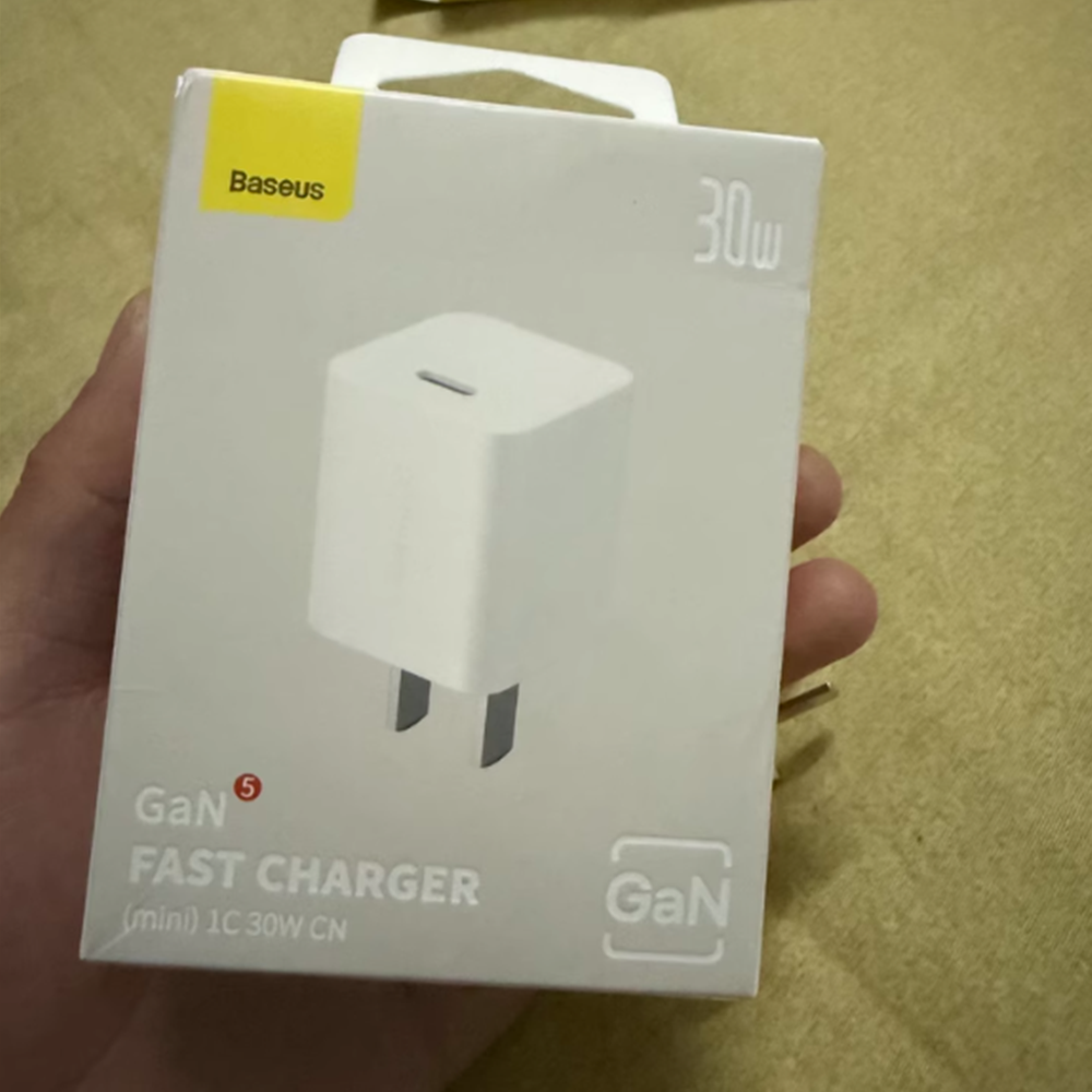 Baseus Mini 무선 고속충전기 세트 충전기 어댑터 케이블 포함 화이트 20W - 메인 이미지