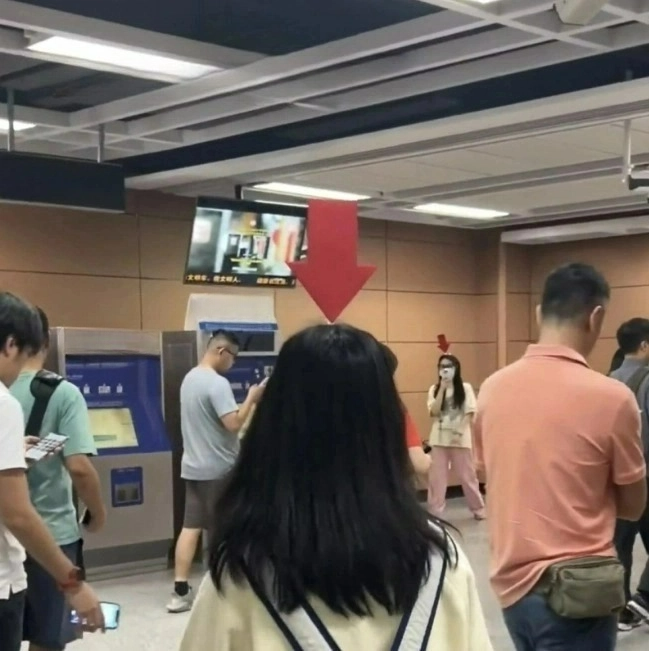 화살표 머리띠 미아방지 머리핀 헤어핀 헤어밴드 놀이공원 행사장 공연 - 상세 이미지 2