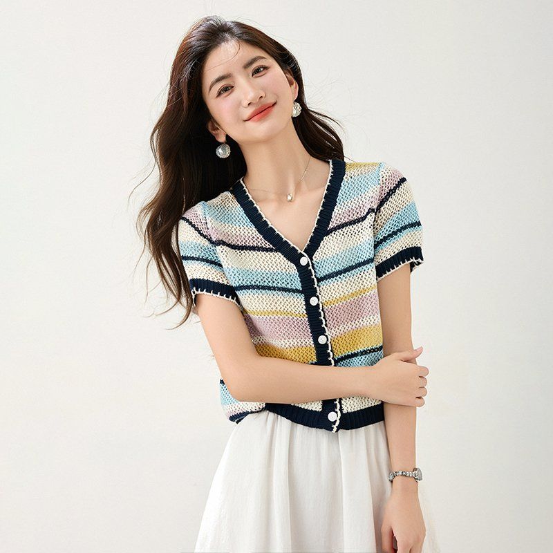 봄 여름 여성 슬림핏 스트라이프 반팔 가디건 캐주얼룩 데일리룩 브이넥 버튼 펀칭 니트 포인트