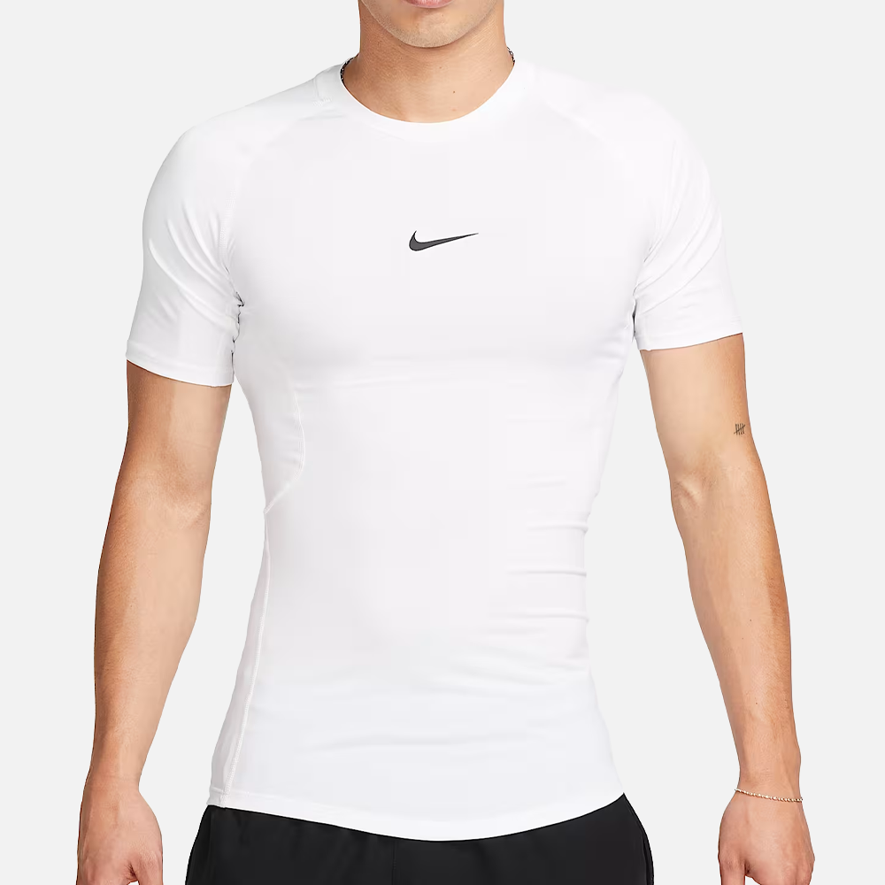 나이키 드라이 핏 타이트 피트니스 반팔티 FB7933-100