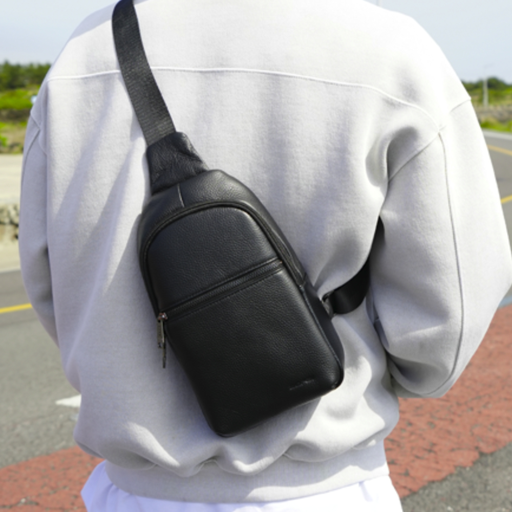 [맨백] 소가죽 크로스백 남자 여행용 슬링백 BPI645D