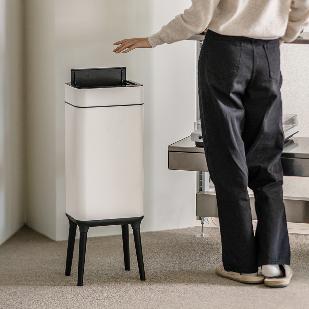 단독컬러/자동센서 오존살균 슬릿형 쓰레기통26L 종량제호환 저소음 화이트
