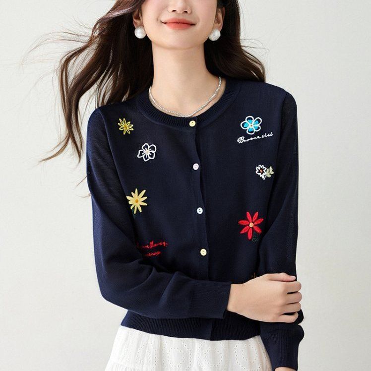 봄 여름 여성 루즈핏 플라워 자수 긴팔 가디건 페미닌룩 데일리룩 라운드넥 레터링 버튼 니트