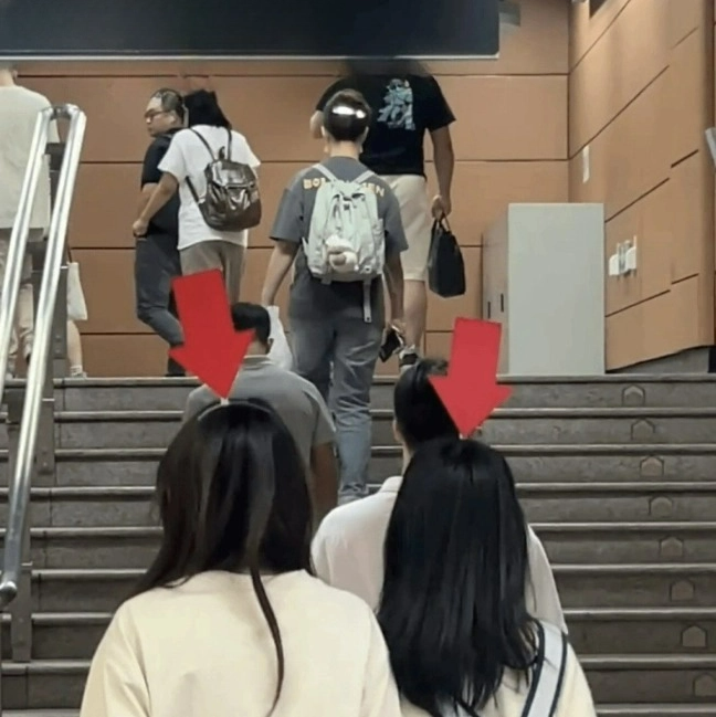 화살표 머리띠 미아방지 머리핀 헤어핀 헤어밴드 놀이공원 행사장 공연 - 상세 이미지 3