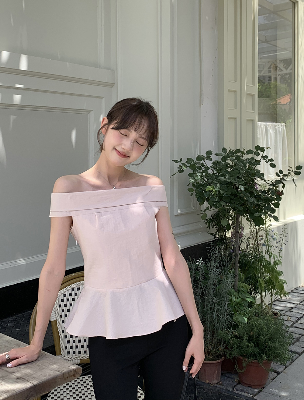 티나 오프숄더 밑단 프릴 플레어 여름 하객룩 블라우스 (3color) 이미지 7