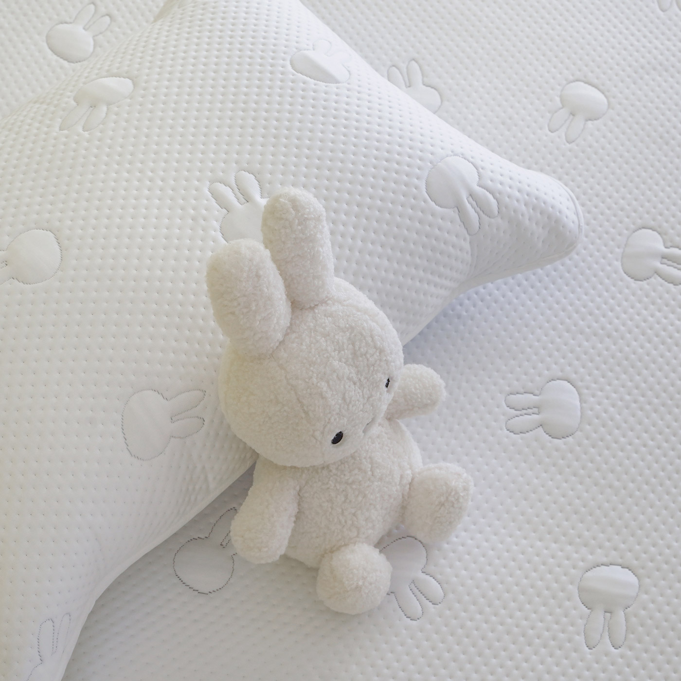 누비지오 미피 프리미엄 삼중직 듀라론 고정밴드 여름 냉감 침대패드