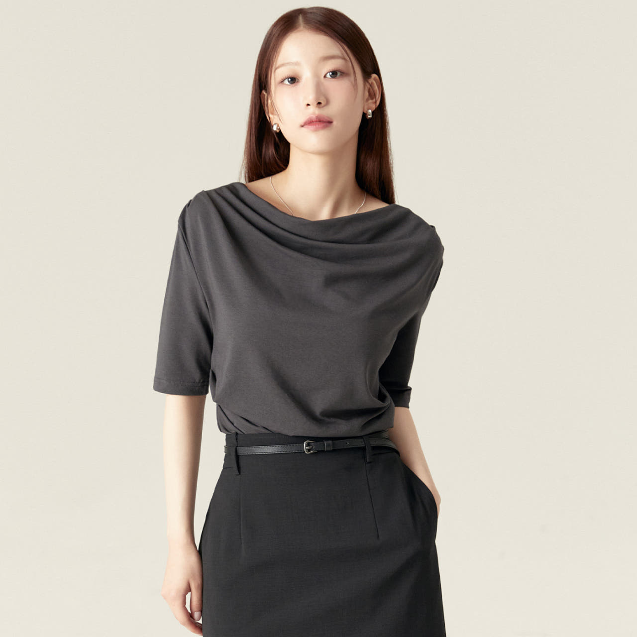 로엠 드레이프 반팔 티셔츠 RMHWF37RT8 - 상세 이미지 2