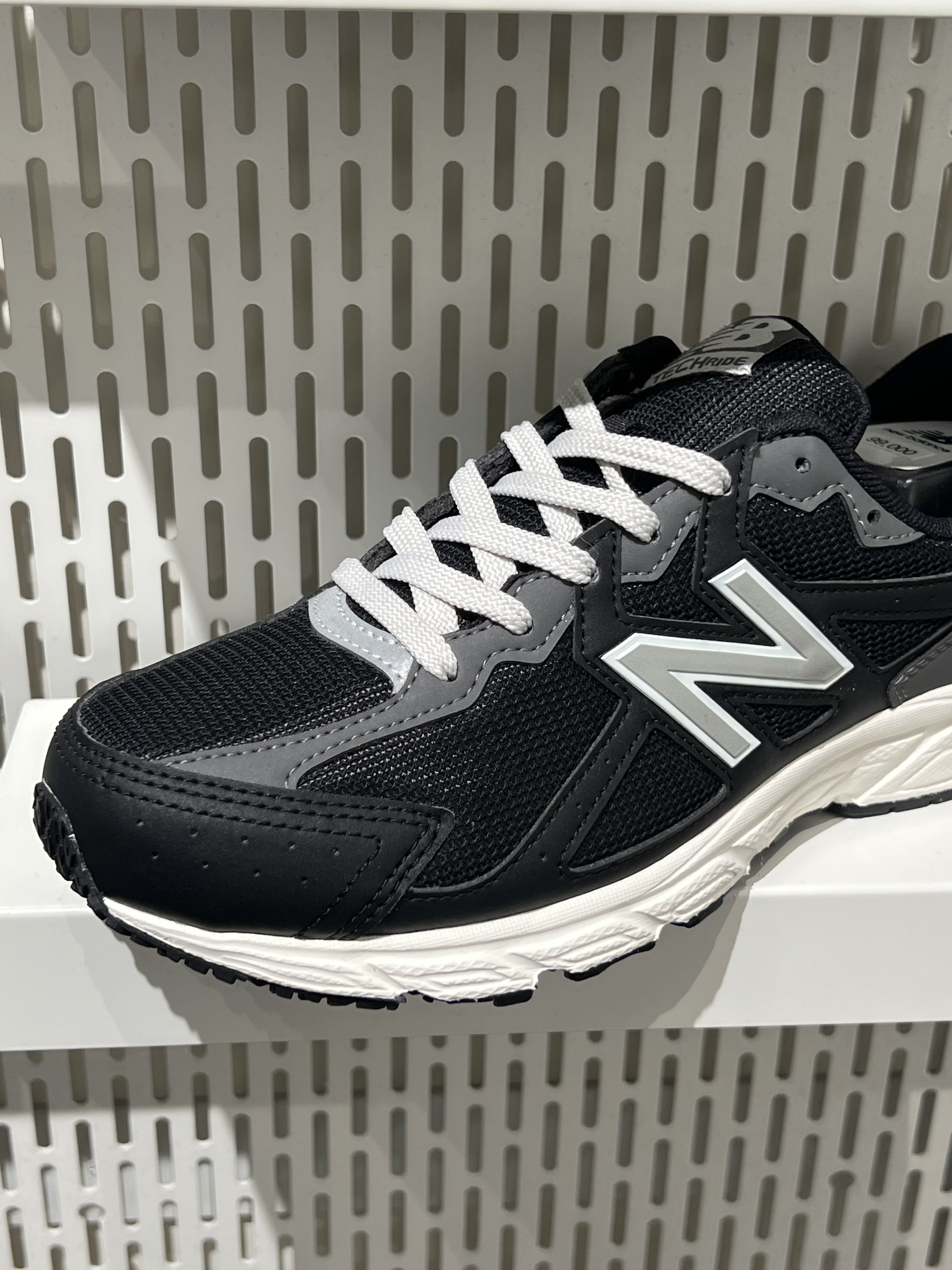 뉴발란스 480 런닝화 4E 발볼넓은 운동화 가벼운 조깅화 와이드 블랙 화이트