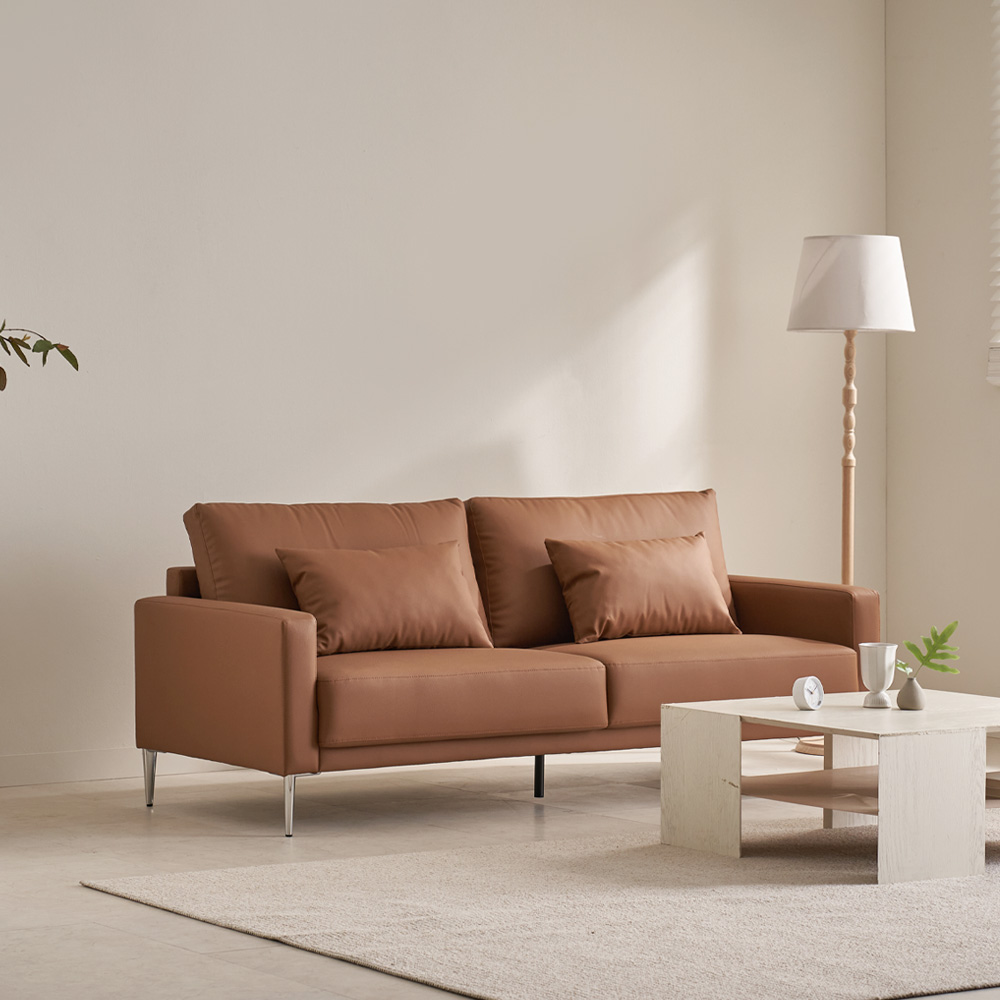 케이하우스홀드 모튼 3인용 가죽소파 쿠션감 좋은 모던디자인 호텔감각 패밀리 가족 거실 소파