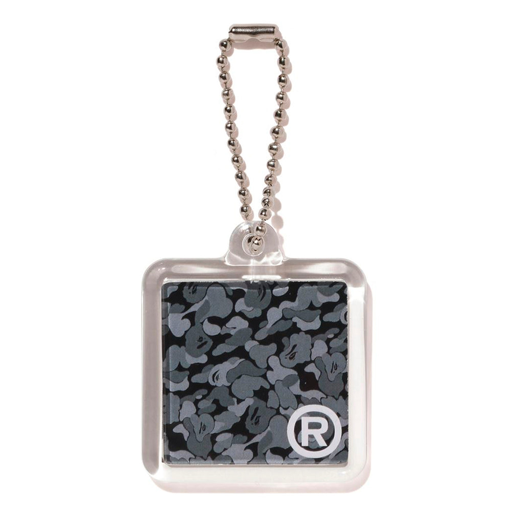 베이프 키체인 CARD KEYCHAIN BAPEC 1L25-182-002 - 상세 이미지 2