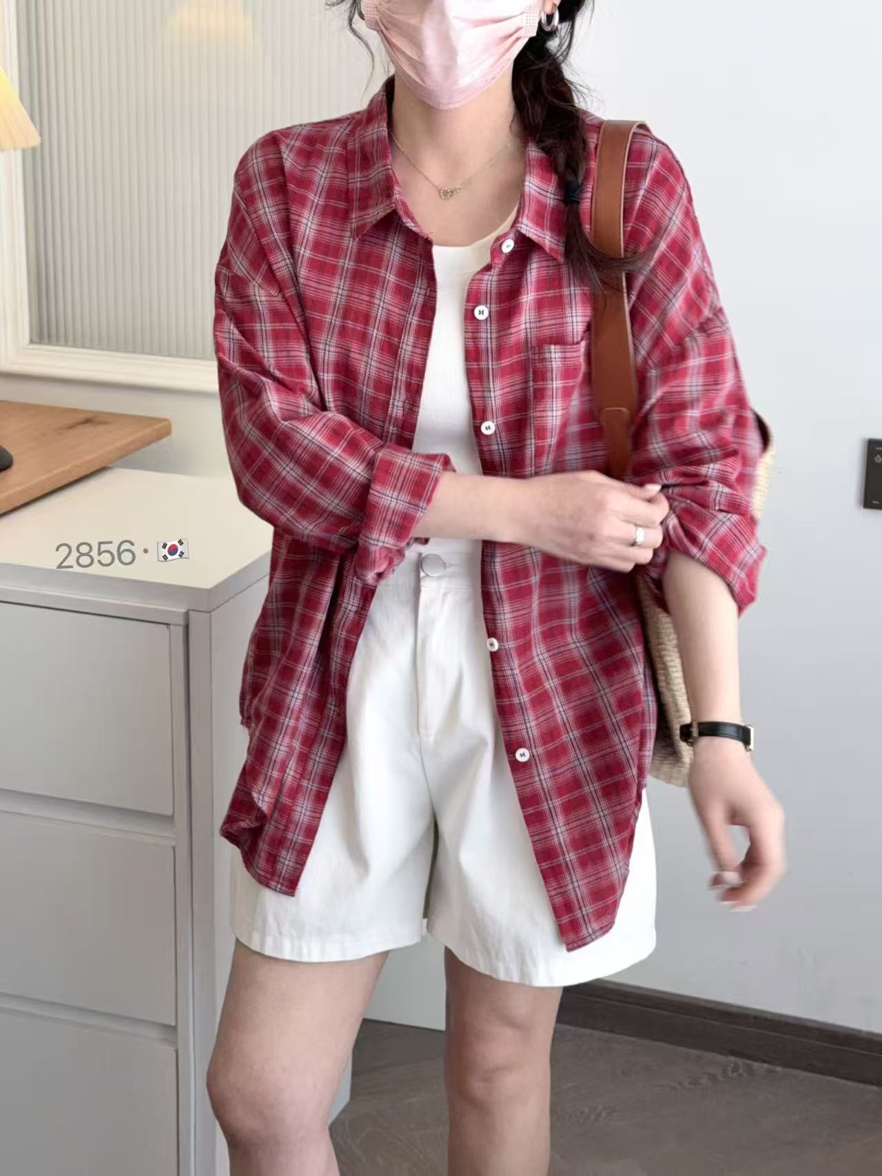 여름 간절기 루즈핏 레드 체크셔츠 얇은 긴팔 남방 이미지 8