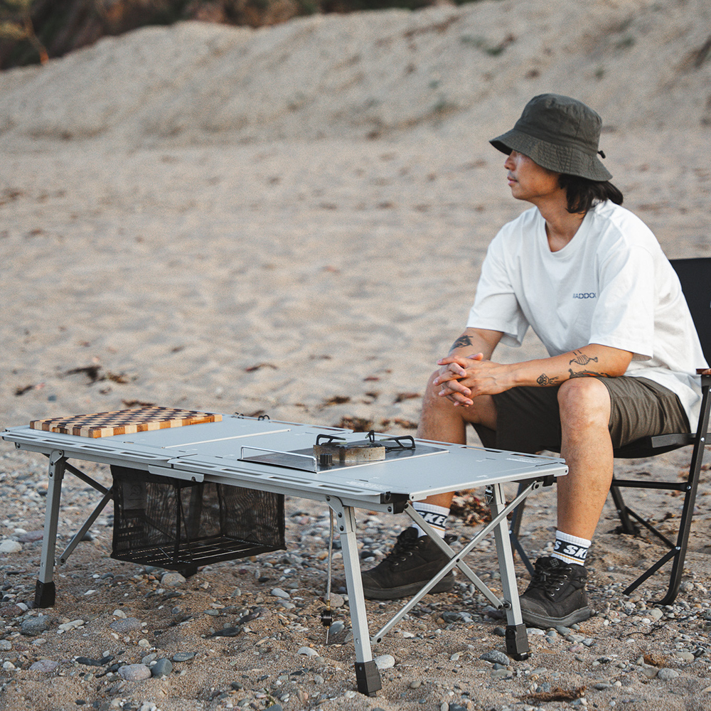 원스위크라이프 캠핑 IGT 접이식 테이블 L, 실버