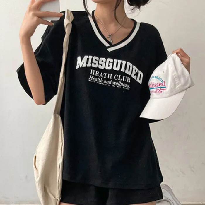 여성 브이넥 반팔 박스티 캐주얼 루즈핏 레터링 티셔츠 - 상품 이미지