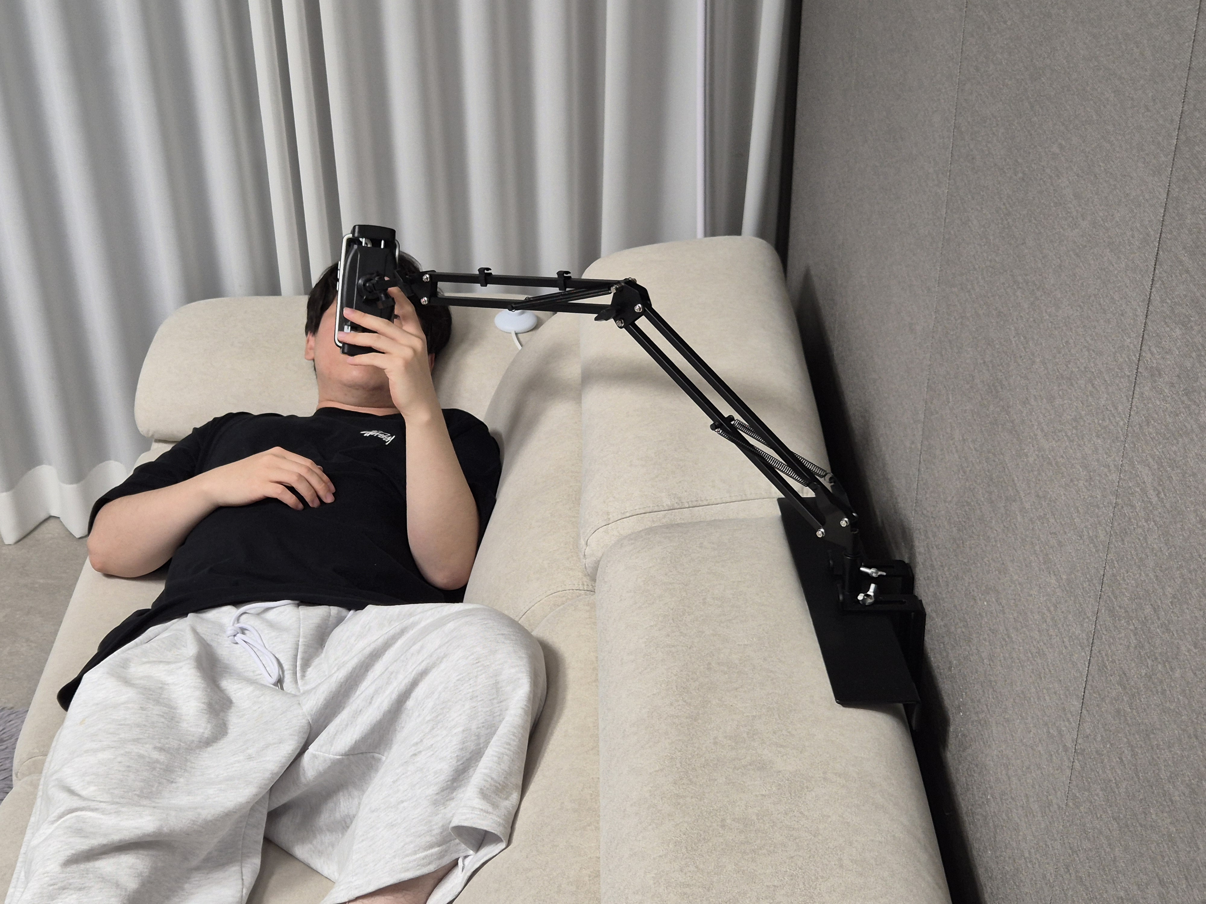 모두의거치 침대핸드폰거치대 누워서 태블릿 자바라 아이패드 이미지 3