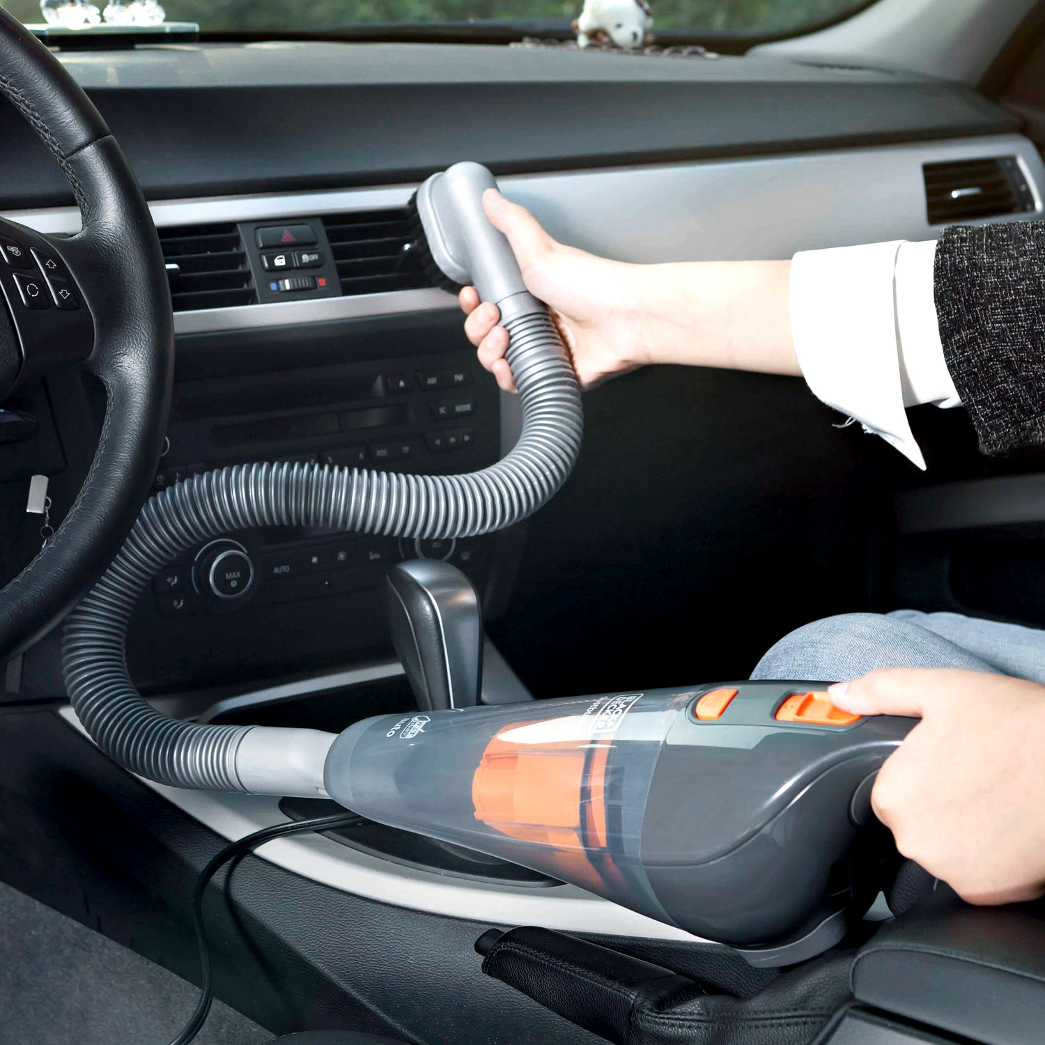 블랙앤데커 초강력 건습식 액체청소 자동차 차량용 소형 미니 청소기 WD1210AV