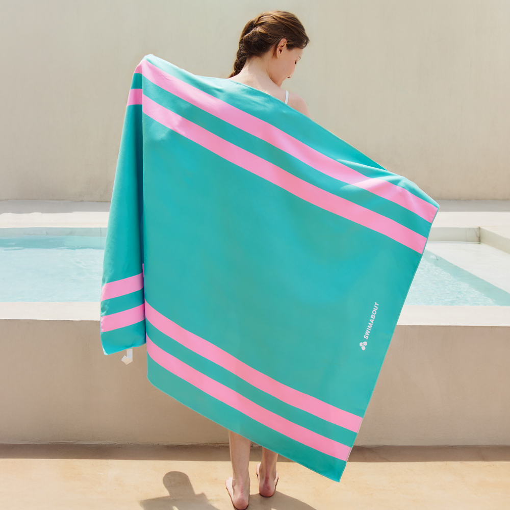 스윔어바웃 특대형 비치 타올 물놀이 극세사 타월 감성 스트라이프 큰 수건