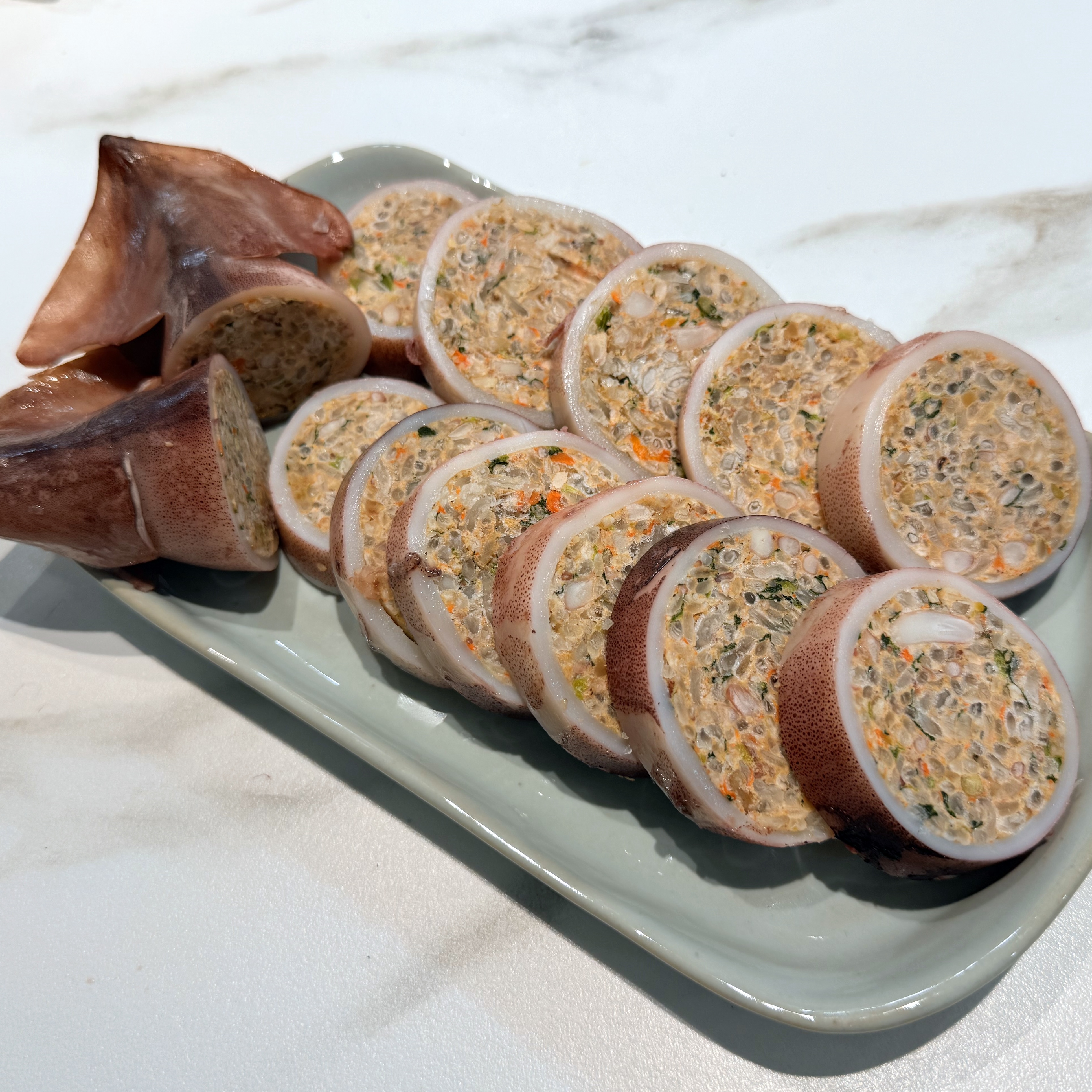 속초 중앙시장 국내산 오징어 아바이 순대 찹쌀고기 설악 누룽지 오소리감투 300g, 2개 - 상품 이미지