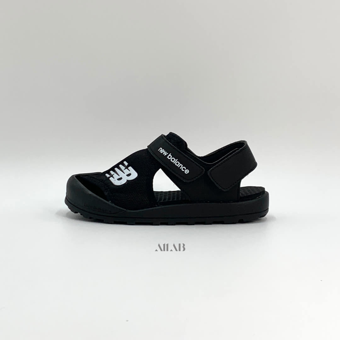 [오늘출발] 뉴발란스 키즈 샌들 아쿠아슈즈 아동 어린이 벨크로 찍찍이 끈없는 신발 블랙(8810), 180