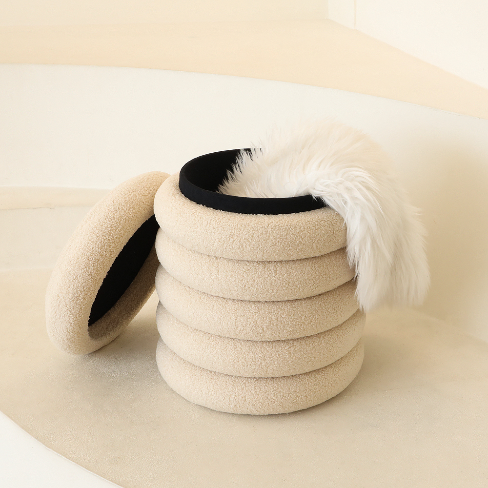 모아르 마카롱 부클레 수납형 스툴 다용도 화장대의자 베이지