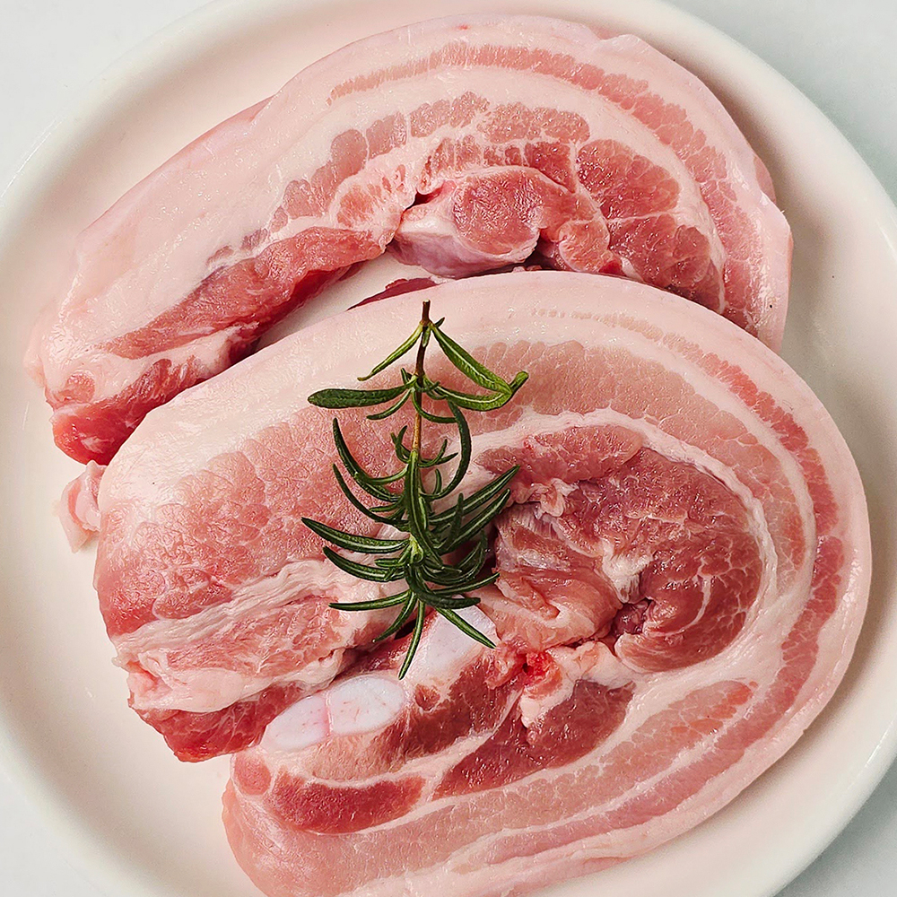 총각정육 한돈 캠핑고기 바베큐세트 생삼겹살 / 생오겹살 500g+생목살 500g 1kg 구이용 및 쌈채소 - 상세 이미지 3