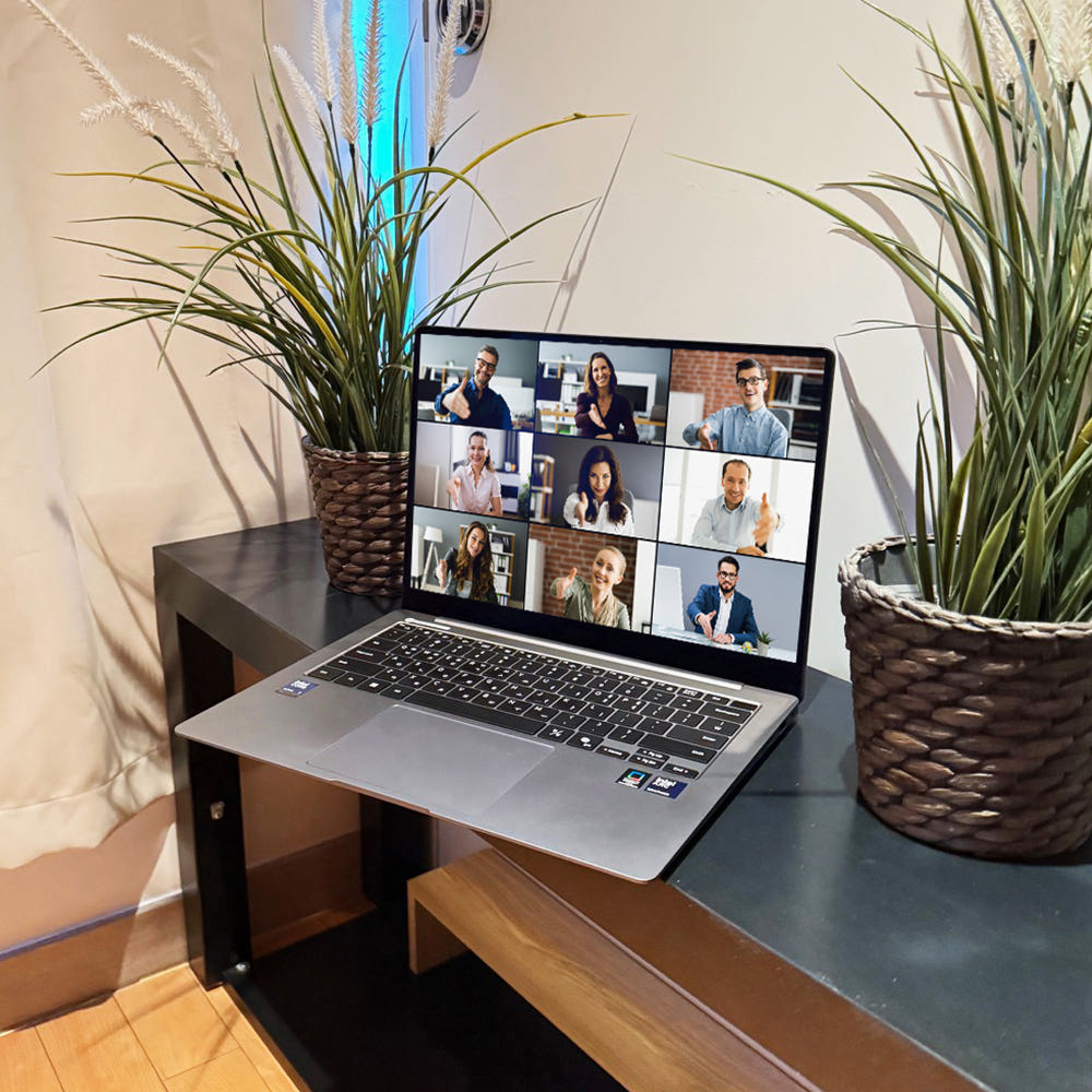 갤럭시북5 프로 측면