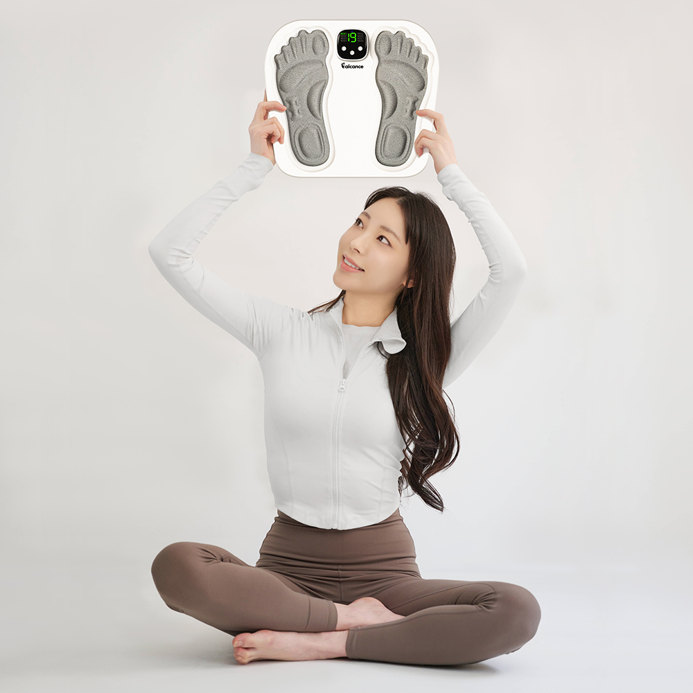 https://shop-phinf.pstatic.net/20250624_45/1750770043891zRPno_JPEG/3470618035466511_77104404.jpg
