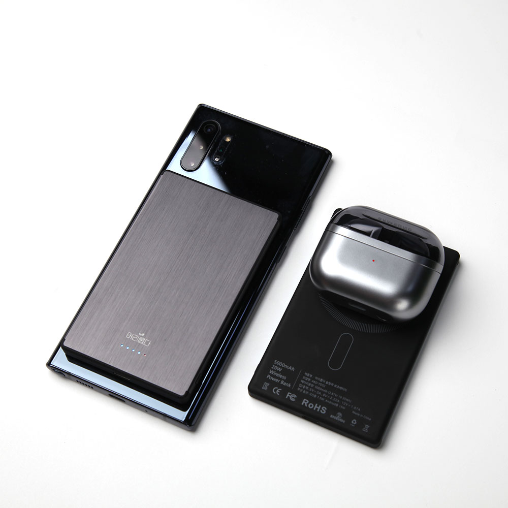 어리롭다 슬림착 보조배터리 5000mAh 맥세이프 고속충전 아이폰 갤럭시 에어팟 휴대용 - 상세 이미지 4
