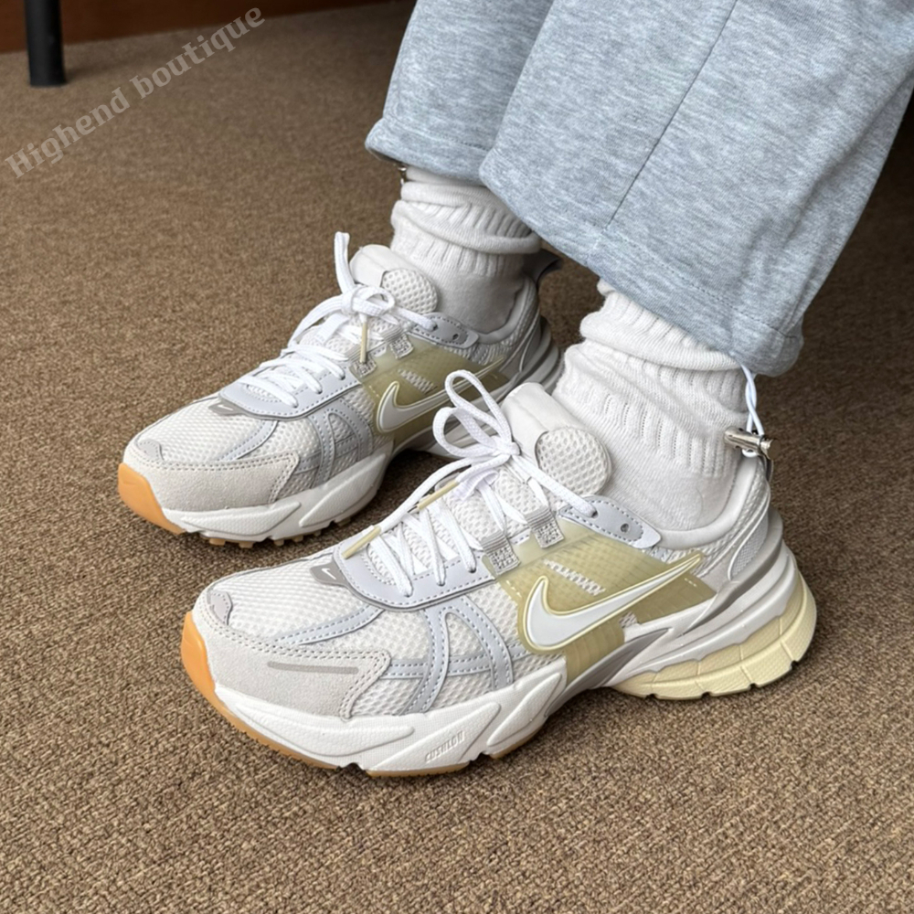 나이키 V2K 런 테크 키높이운동화 화이트 그레이 레몬, 250