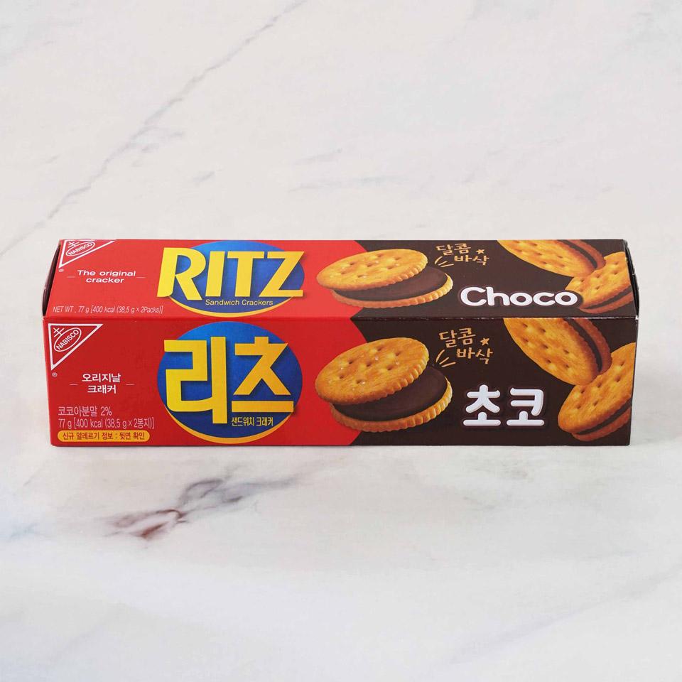 메가마트 동서 리츠 샌드위치 크래커 초코 77g - 상품 이미지