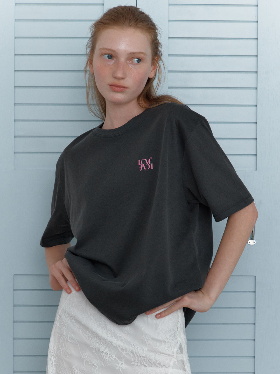 [엘씨브이] GLEAM PRINTING PIGMENT T-SHIRTS_CHARCOAL - 상품 이미지