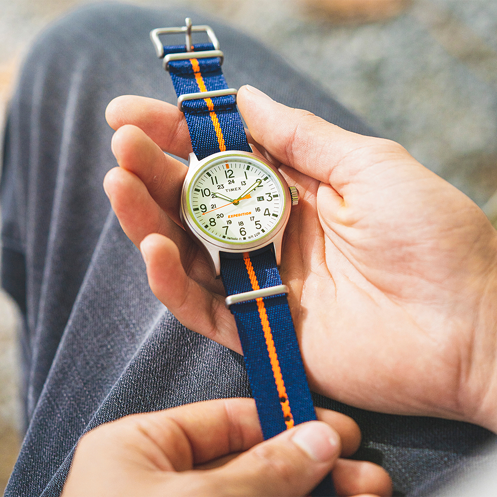 타이맥스 익스페디션 노스 시에라 인디글로 패브릭 야광시계 40mm TW2V22800