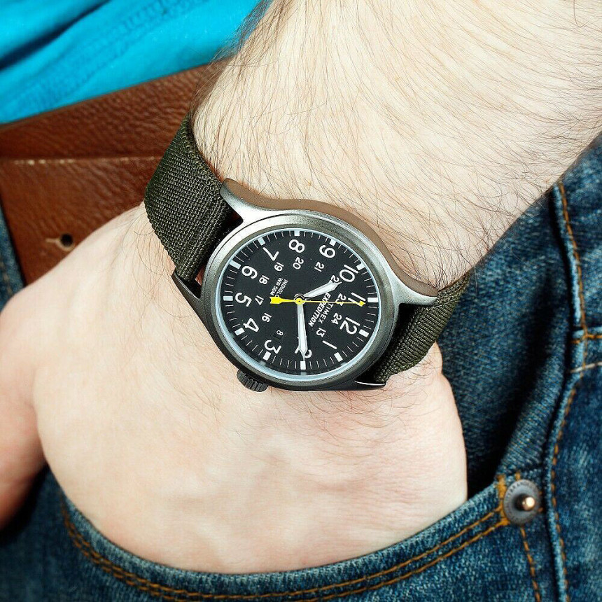 타이맥스 익스페디션 스카우트 카키스트랩 인디글로 백라이트 시계 40mm T49961 사진 2