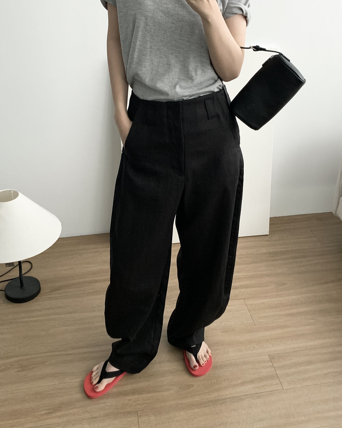 [S당일] 아웃핏 슈가 팬츠 프리미엄 린넨100 와이드슬랙스 (블랙) - 상세 이미지 4