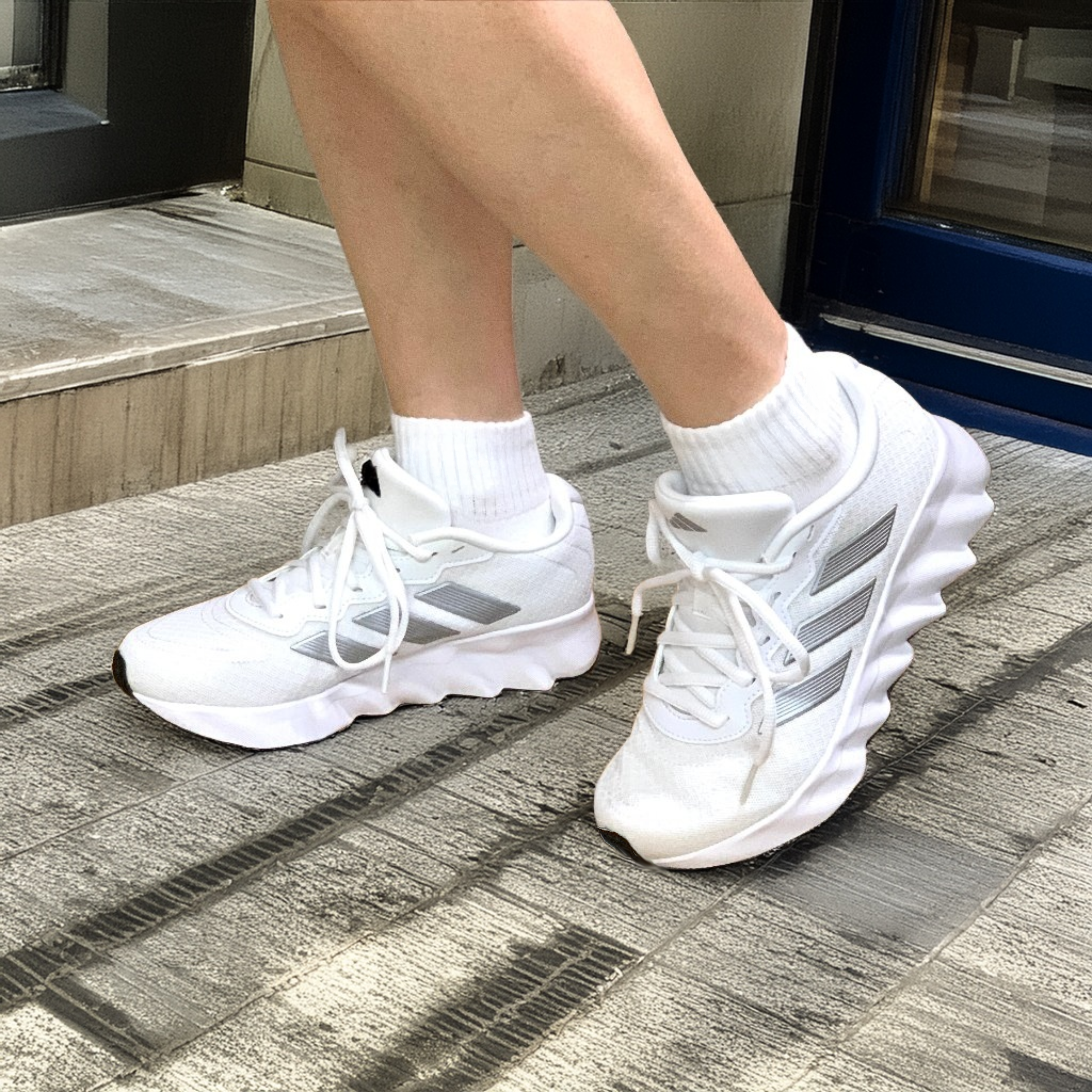 아디다스 우먼스 러닝화 발편한 운동화 갤럭시 듀라모 런팔콘