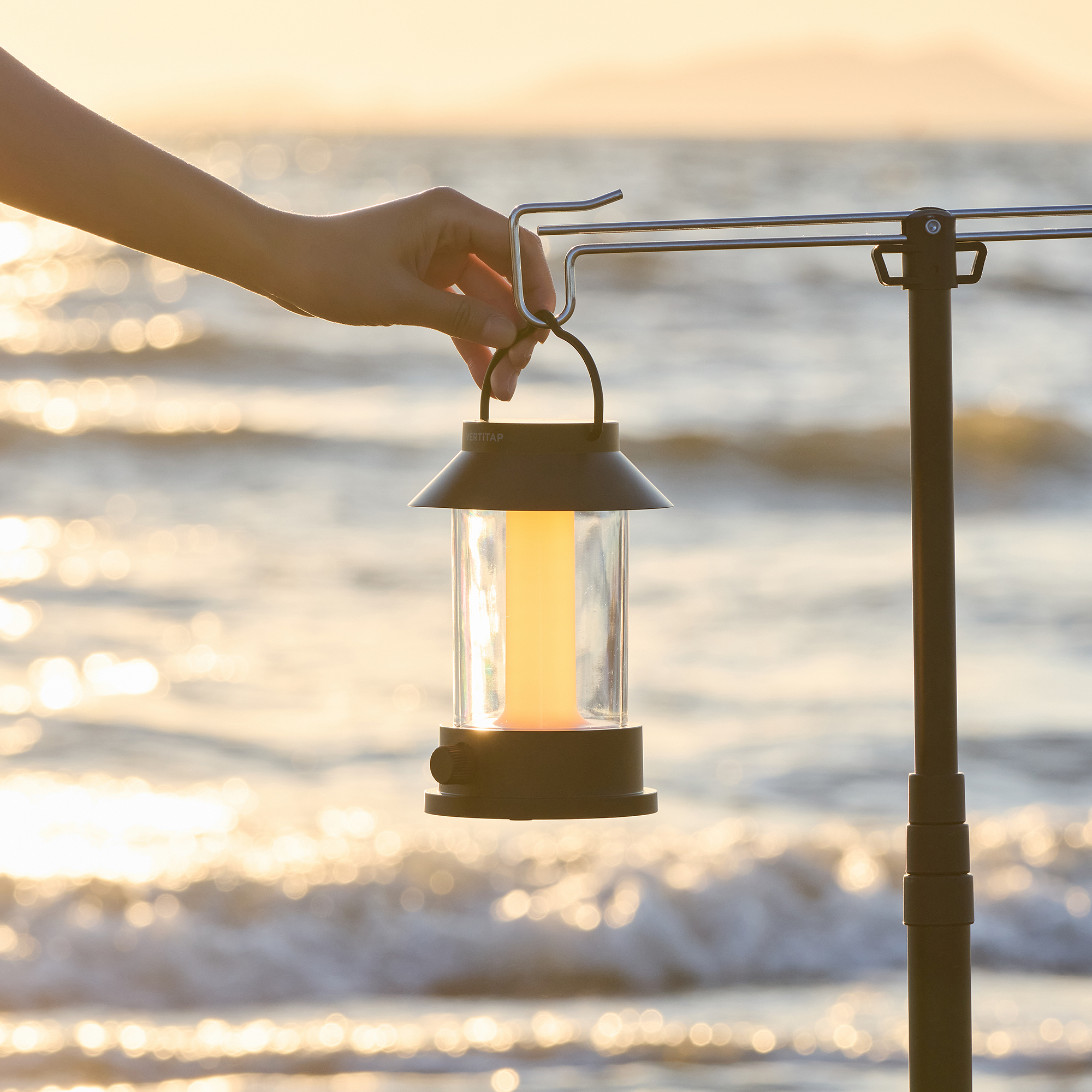 버티탭 선셋라이트 휴대용 랜턴 낚시 캠핑 텐트랜턴 감성캠핑 충전조명 감성램프 야외 무드등