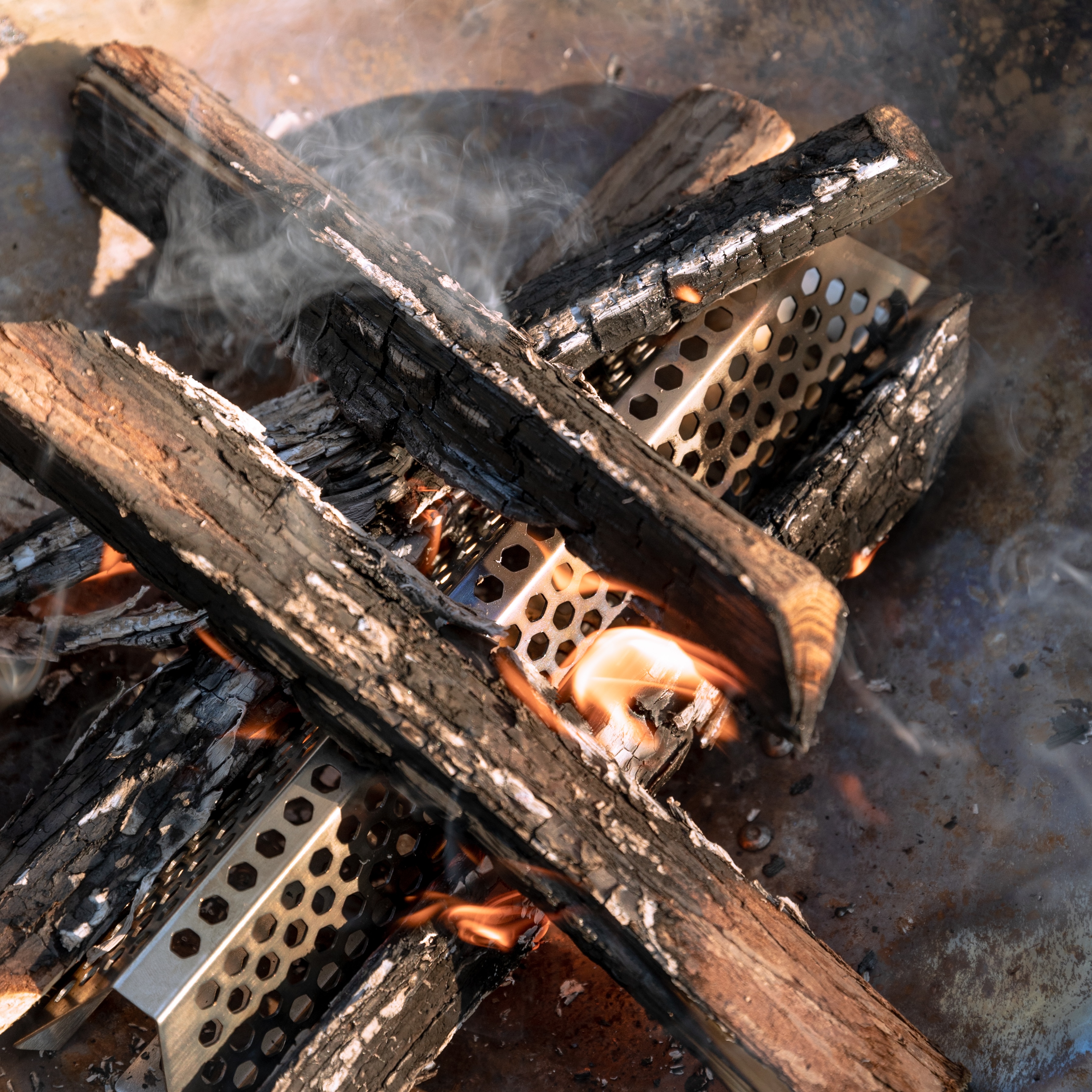 캠핑문 연소 보조 스테인리스 더미 장작 완전연소 연기감소 받침대 A4-C