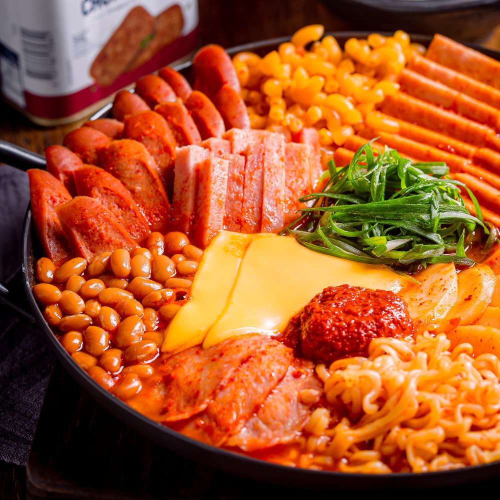 [빨간음식연구소] 햄폭격 부대찌개 밀키트 530g 2팩 (2,3인분) 이미지 4