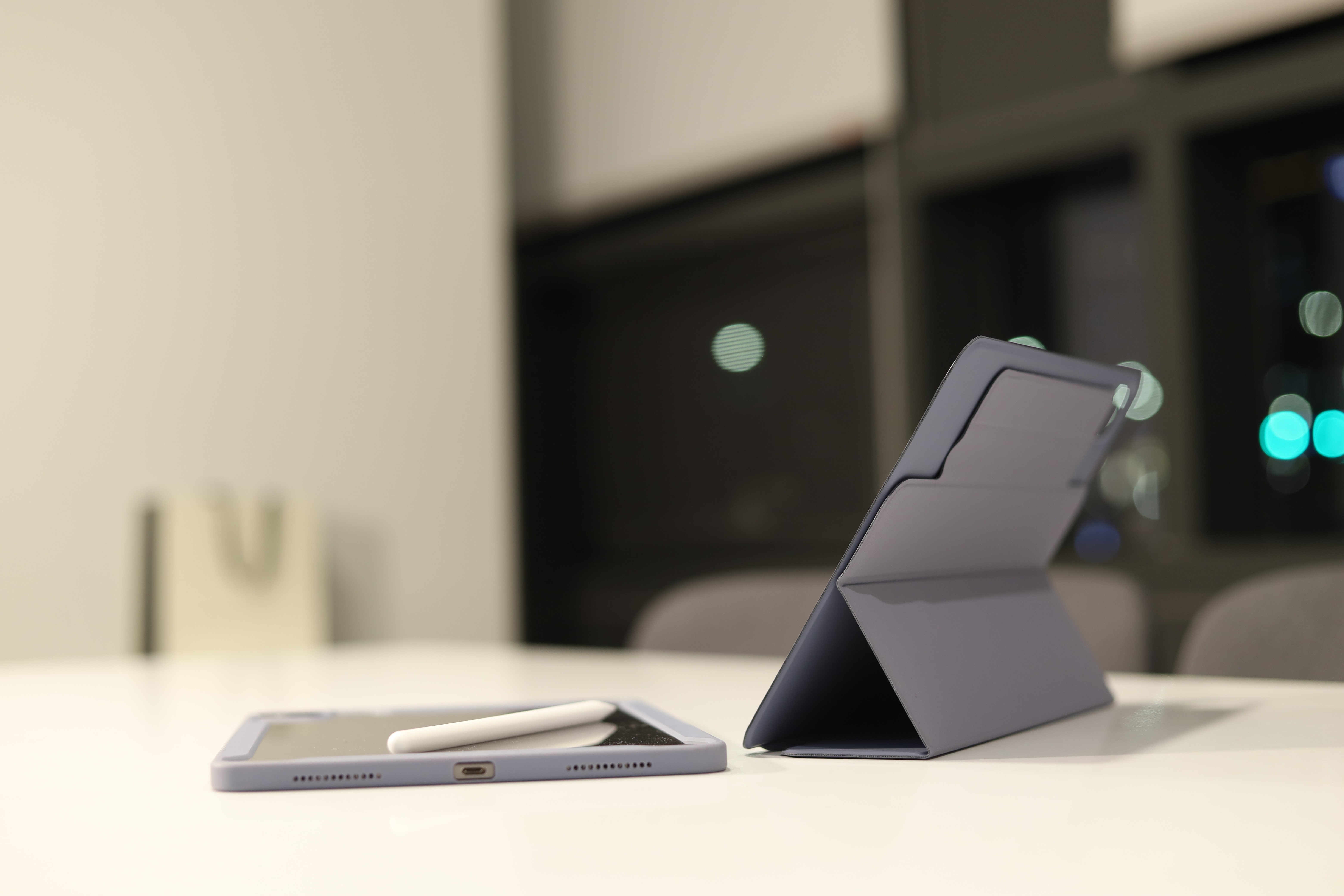 모키보 프리앵글 FLEX 각도조절이 되는 아이패드케이스 거치대 커버 펜슬수납 마그네틱 - 프로11인치 - 상세 이미지 5