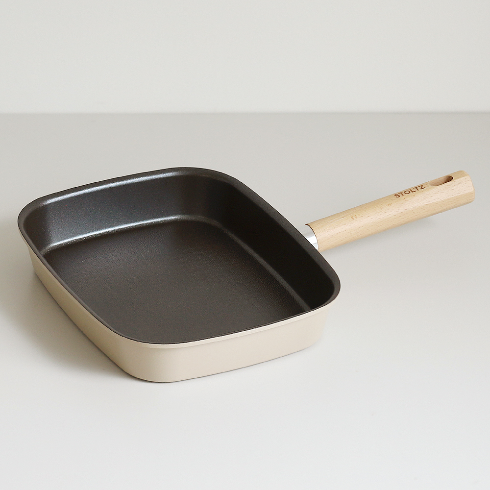 STOLTZ 슈톨츠 초코 쿡웨어 IH 사각 구이팬 28cm 원목손잡이 통주물 팬