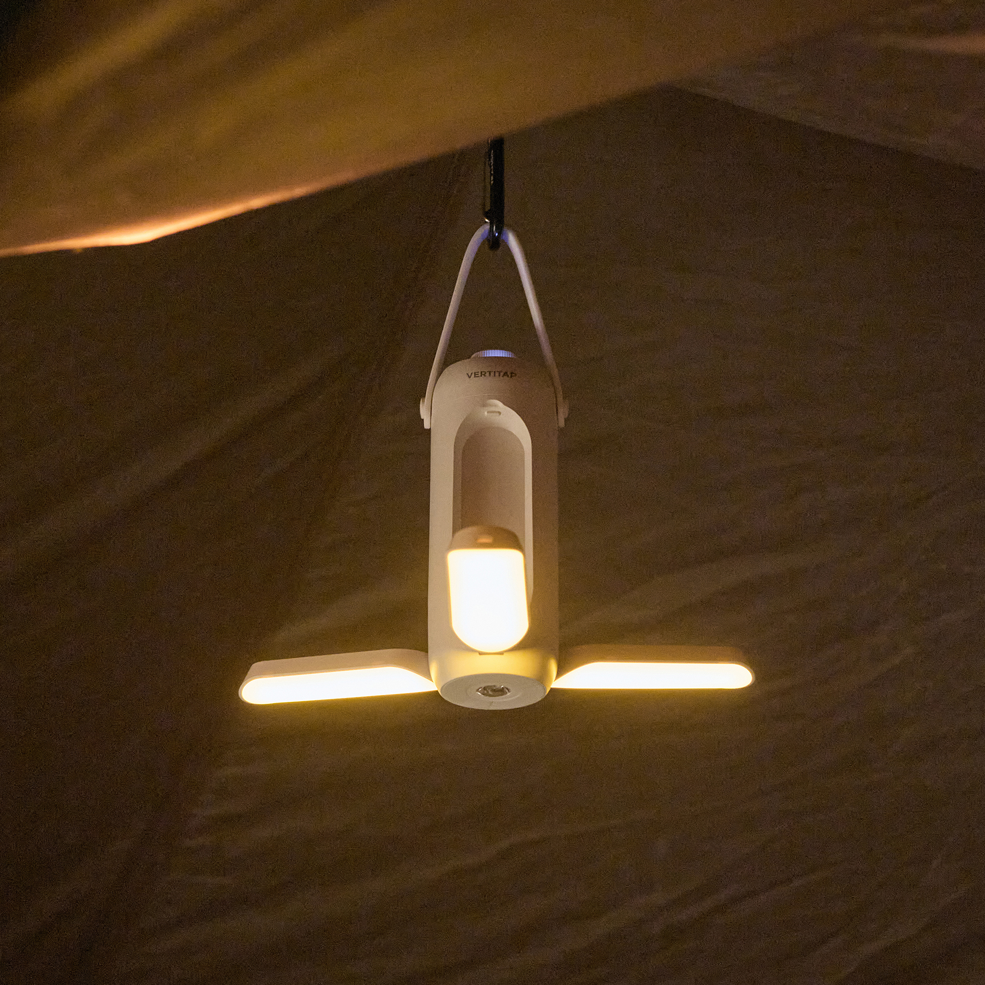 버티탭 윙라이트 캠핑랜턴 LED작업등 충전식조명 텐트조명 감성랜턴 렌턴충전식 감성램프