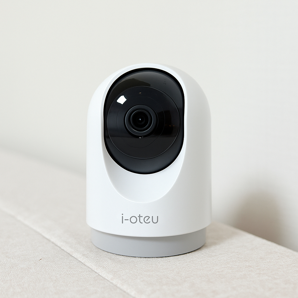 아이오트 홈캠 800만화소 4K UHD 홈카메라 홈CCTV 가정용 아기 신생아 강아지 제품 이미지