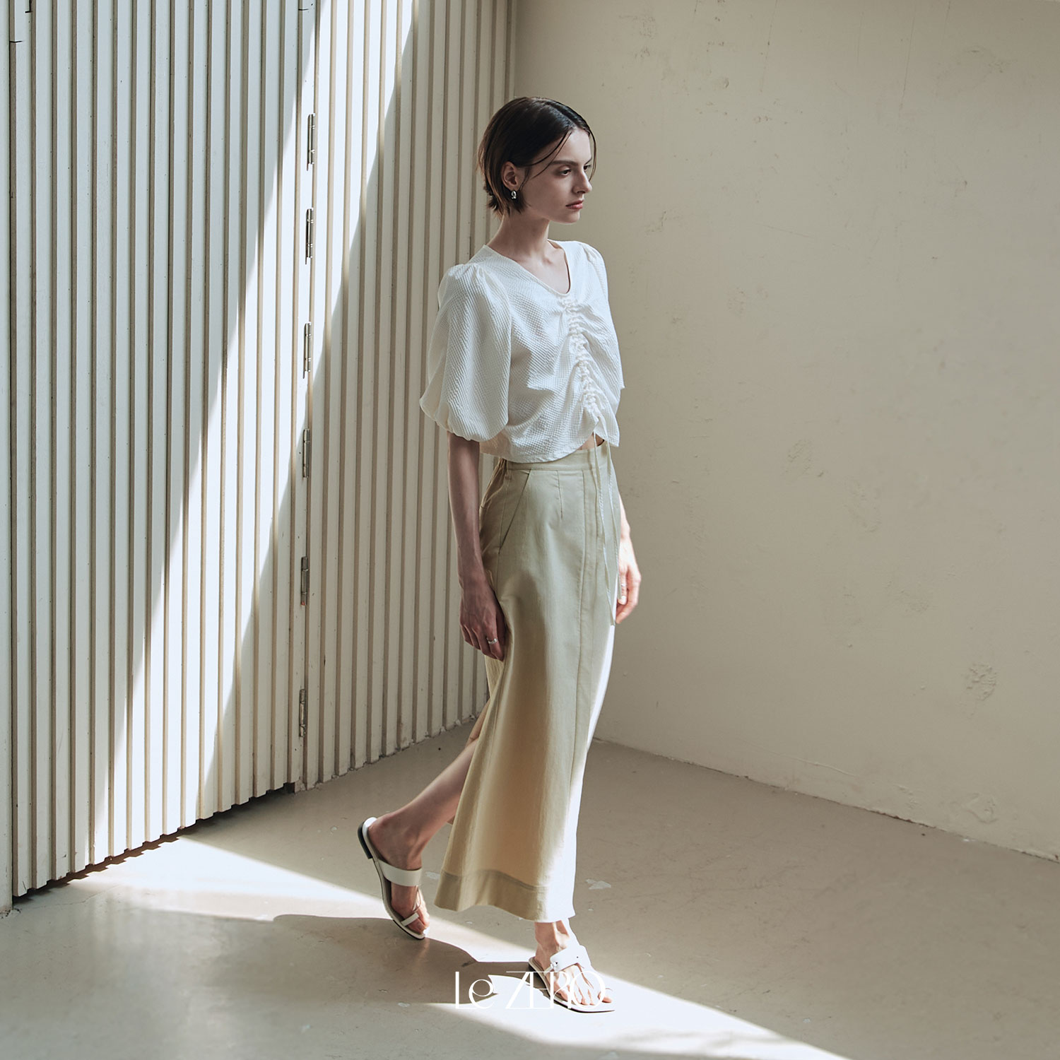 [제로스트릿] 르제로 시어서커 스트링 블라우스 LeZERO SEERSUCKER STRING BLOUSE / CREAM - 상세 이미지 2