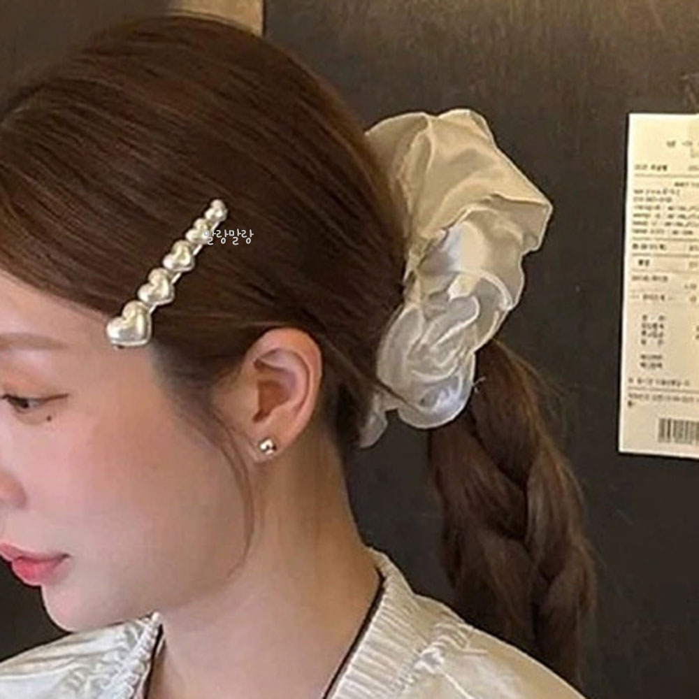 옆머리 하트 집게핀 러블리 진주 실버핀 심플한 포인트 머리삔 - 상품 이미지