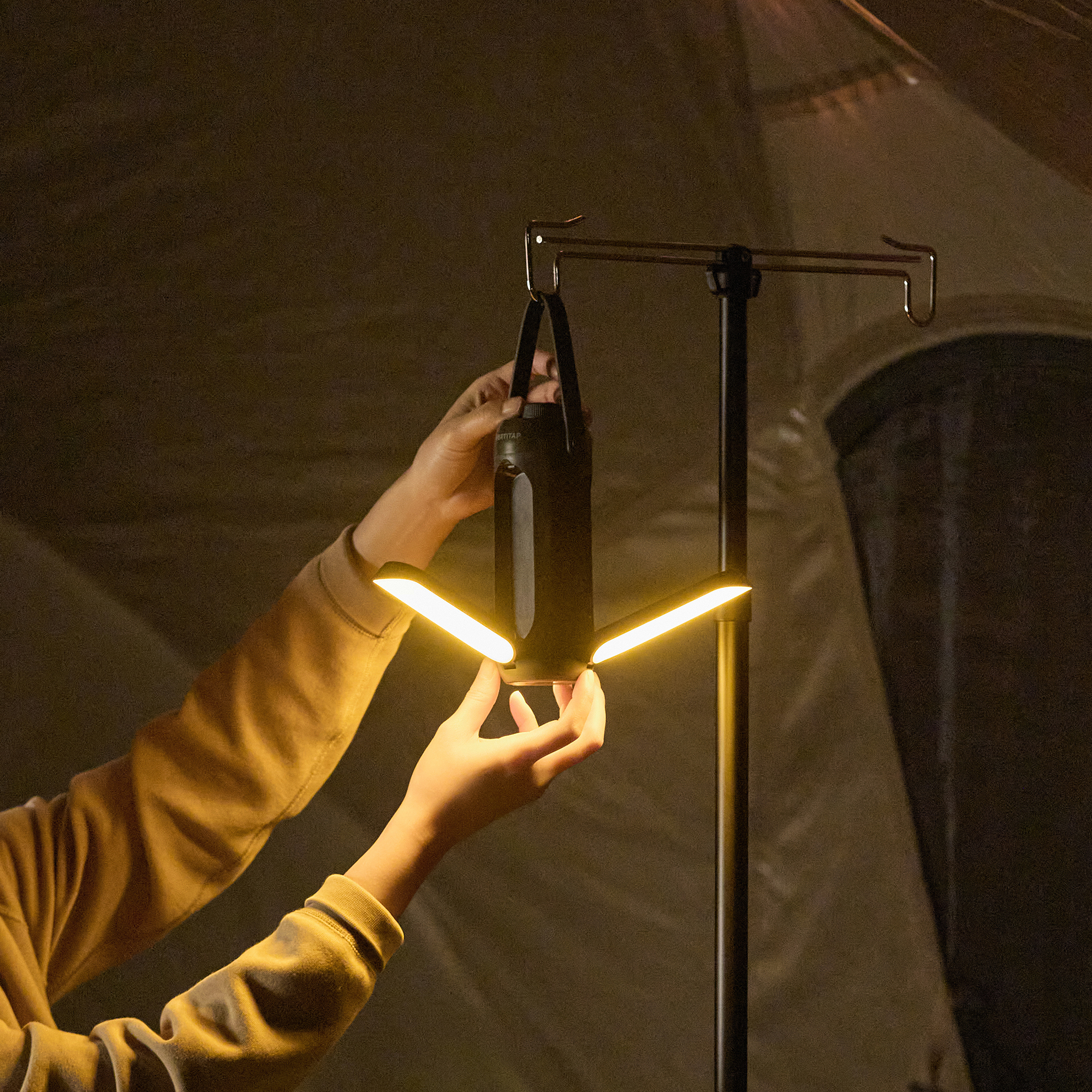 버티탭 윙라이트 캠핑랜턴 LED작업등 충전식조명 텐트조명 감성랜턴 렌턴충전식 감성램프